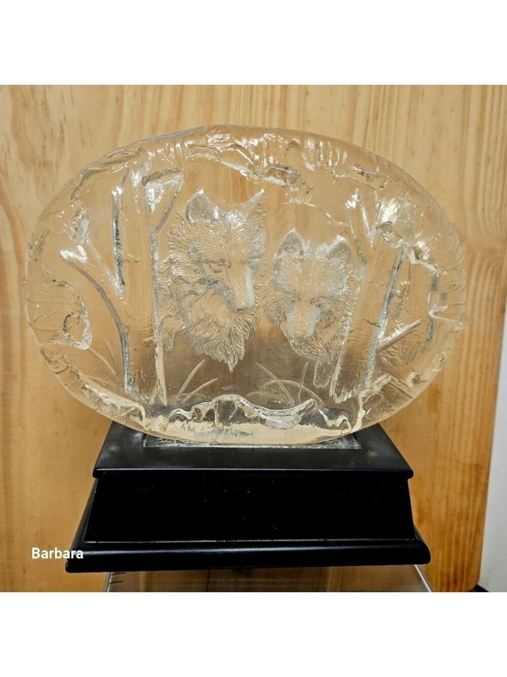 Vintage Battery-operated Color Changing Clear Acrylic Wolf Pair Scene